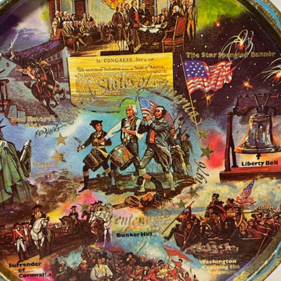 VTG 1976 United States Bicentennial Tin Metal Round Souvenir Serving Tray 11" - Picture 3 of 11